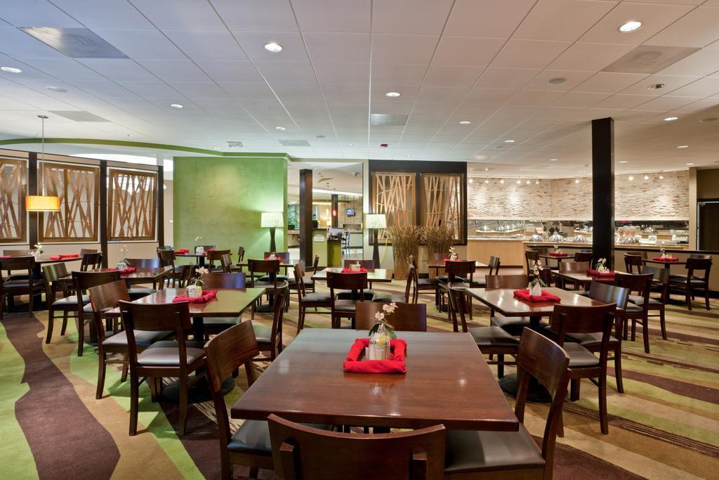 Holiday Inn Olathe Medical Center Restaurante foto